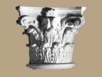 Stuckatur von Säulen Skulpturen Statuen Bucht Formteile kleine Rosetten Rosetten Ornamente Polen